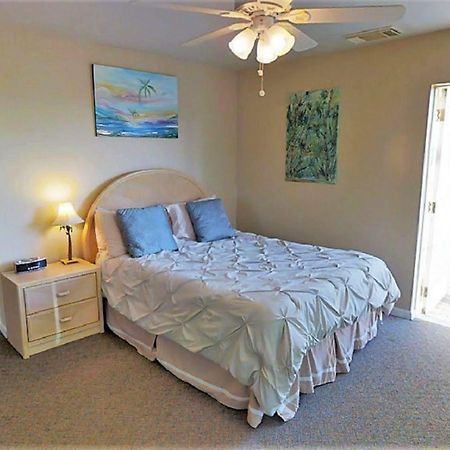 Mellon Patch Inn Port St. Lucie Bagian luar foto