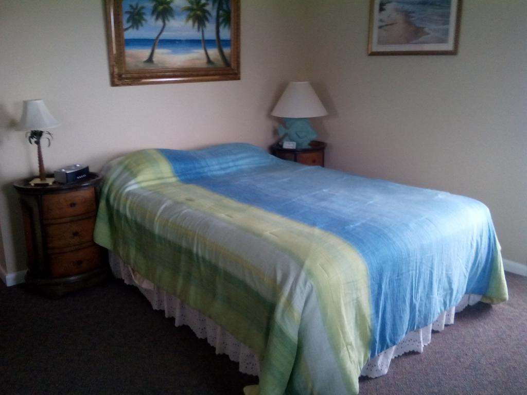 Mellon Patch Inn Port St. Lucie Bagian luar foto
